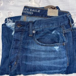 American Eagle Distressed Mom Jeans